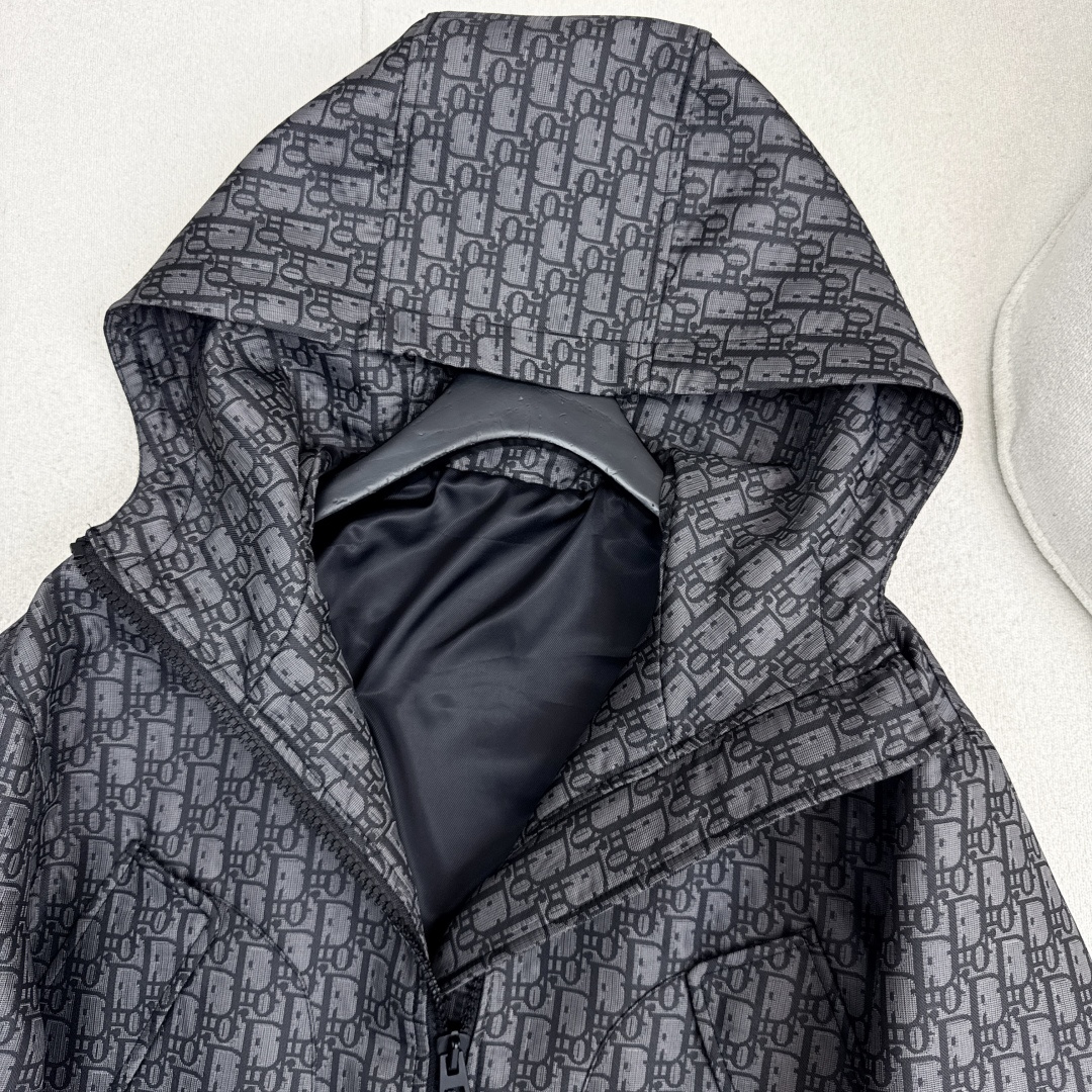 CD 25Ss————春夏最新款MissD 系列经典老花翻领夹克外套🖤进口科技塔夫绸 Oblique提花