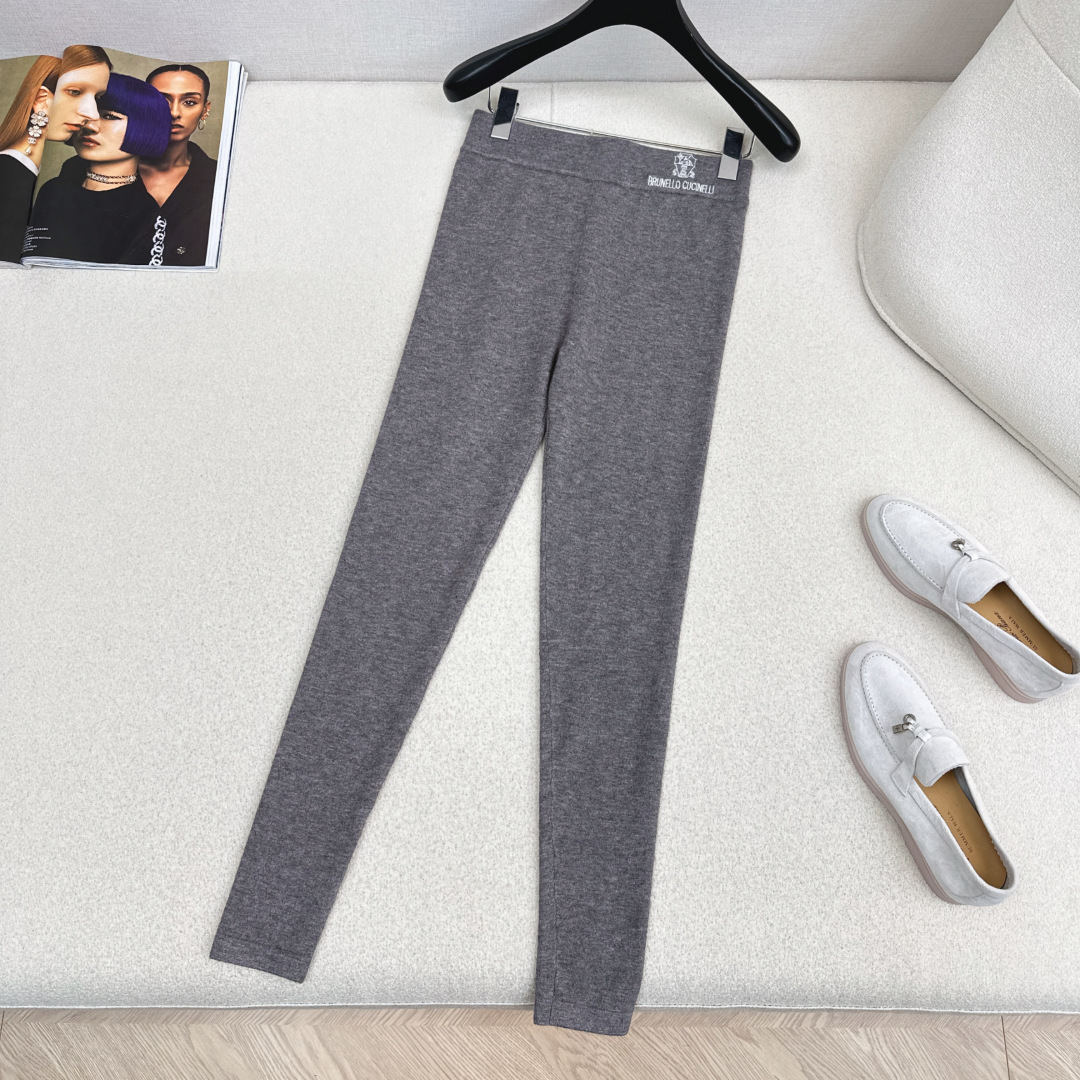 特价🉐️❗️现货齐码❗️不退不换❗️入冬必备 Bc 25Ss————秋冬最新款经典logo字母装饰针织打