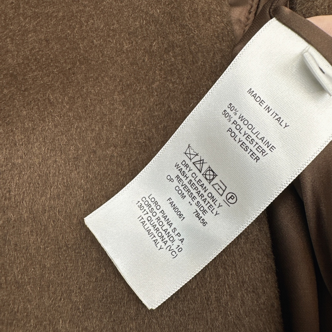 特价🉐️ ❗️现货齐码❗️不退不换❗️时髦复古～lp🆕 25Ss————秋冬最新款双排扣羊毛呢大衣外套🤎