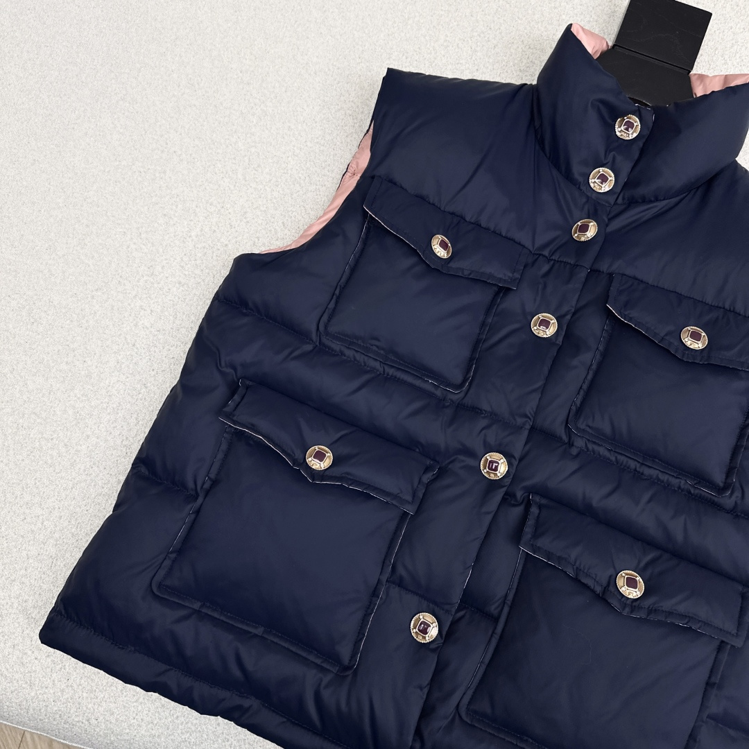 特价🉐️❗️SM❗️不退不换❗️爆单款推荐 C家 25Ss————秋冬最新款滑雪系列立领羽绒马甲外套🖤国