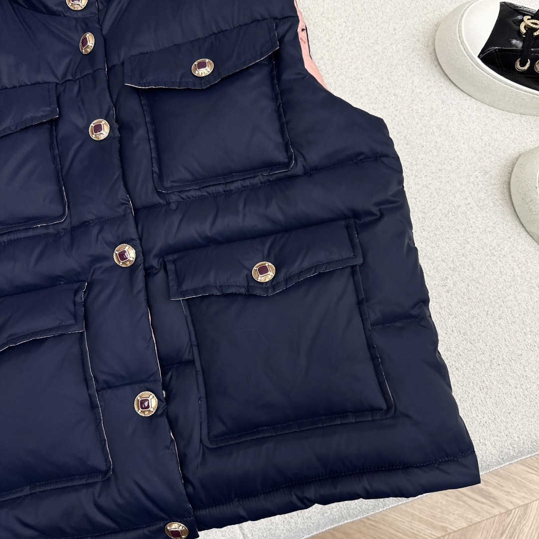 特价🉐️❗️SM❗️不退不换❗️爆单款推荐 C家 25Ss————秋冬最新款滑雪系列立领羽绒马甲外套🖤国