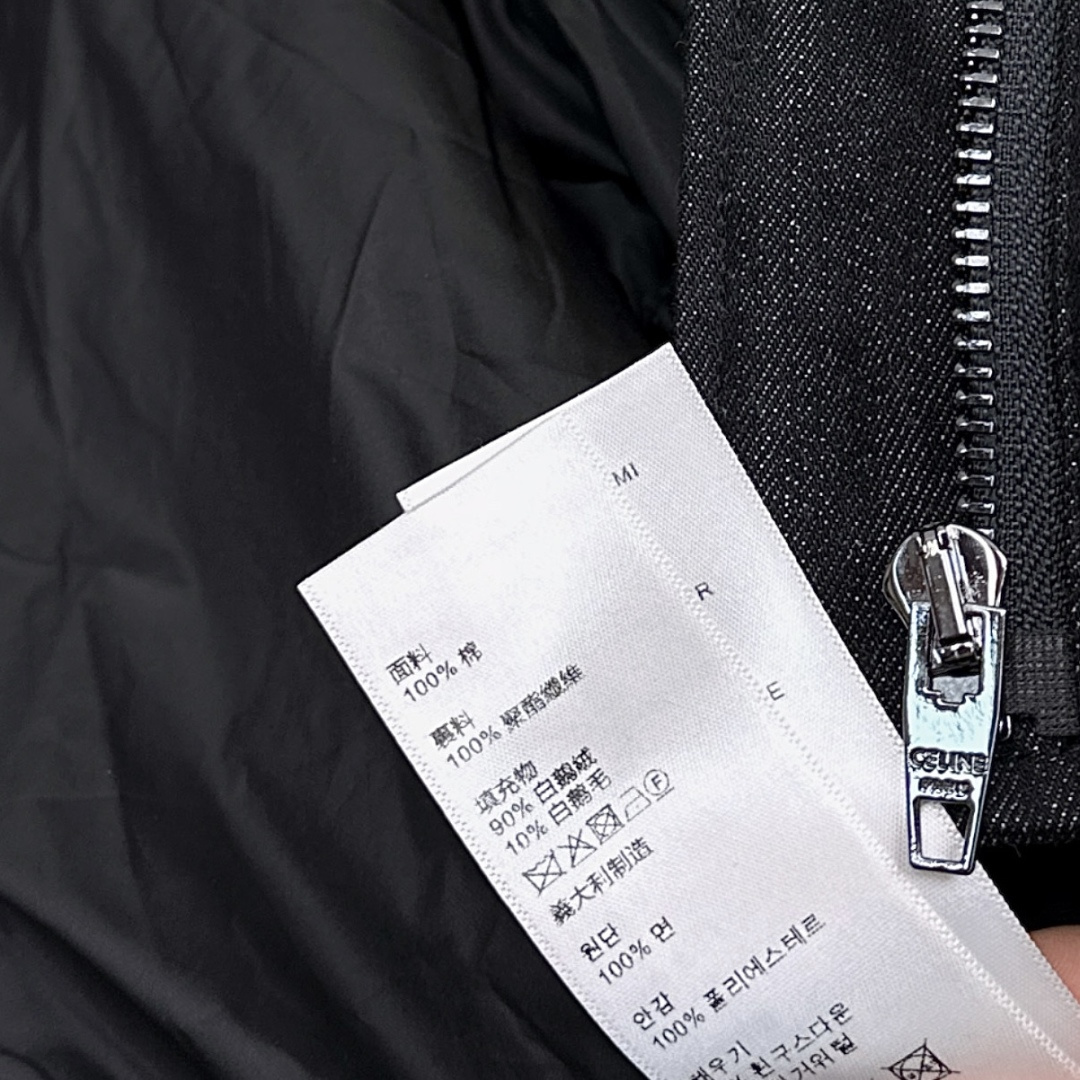 特价🉐️❗️现货齐码❗️不退不换❗️可拆卸两穿款～ Ce 25Ss———秋冬最新款三角皮标牌装饰面包羽绒