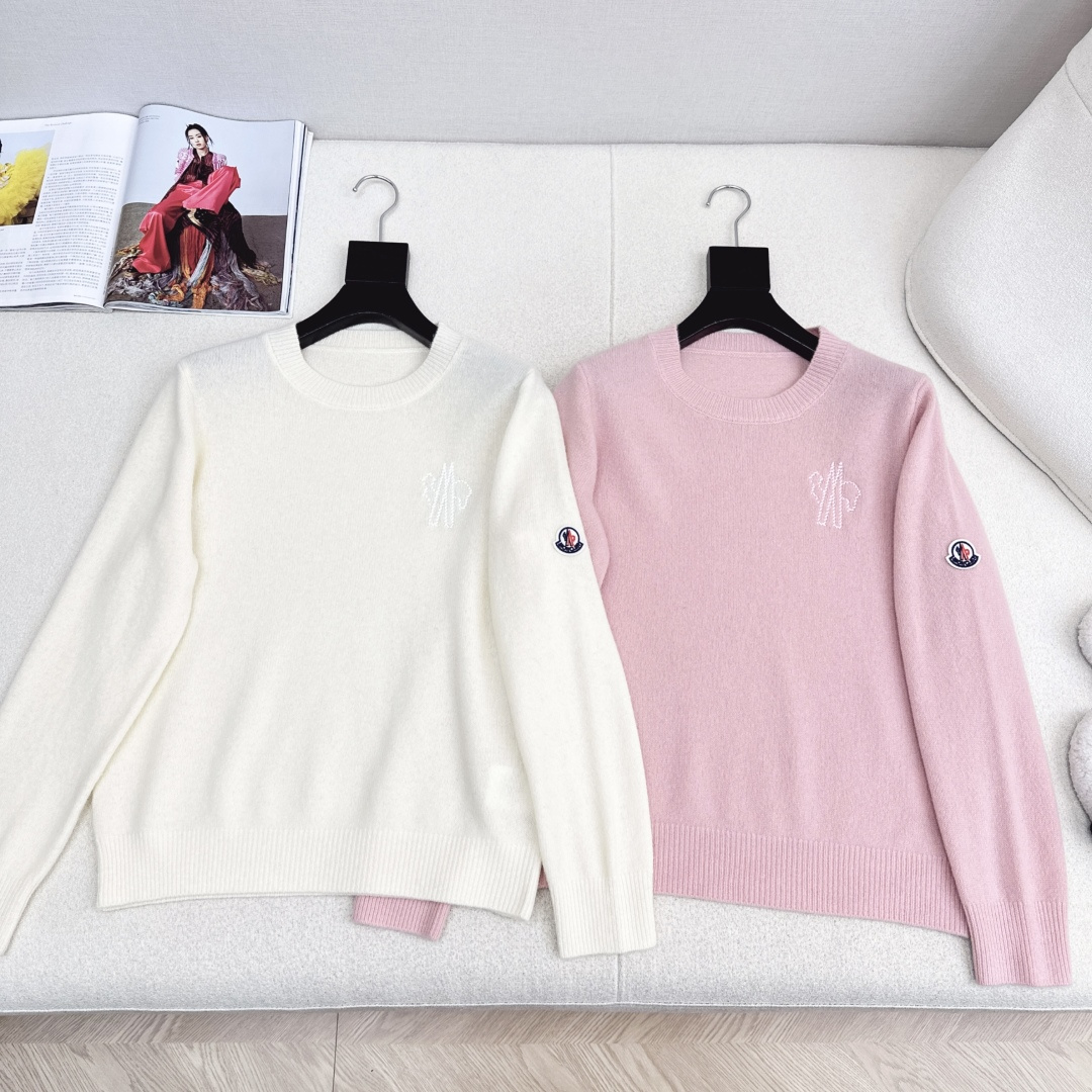 Versatile Crew Neck Sweater: Autumn & Winter Essential – Stylish & Comfortable