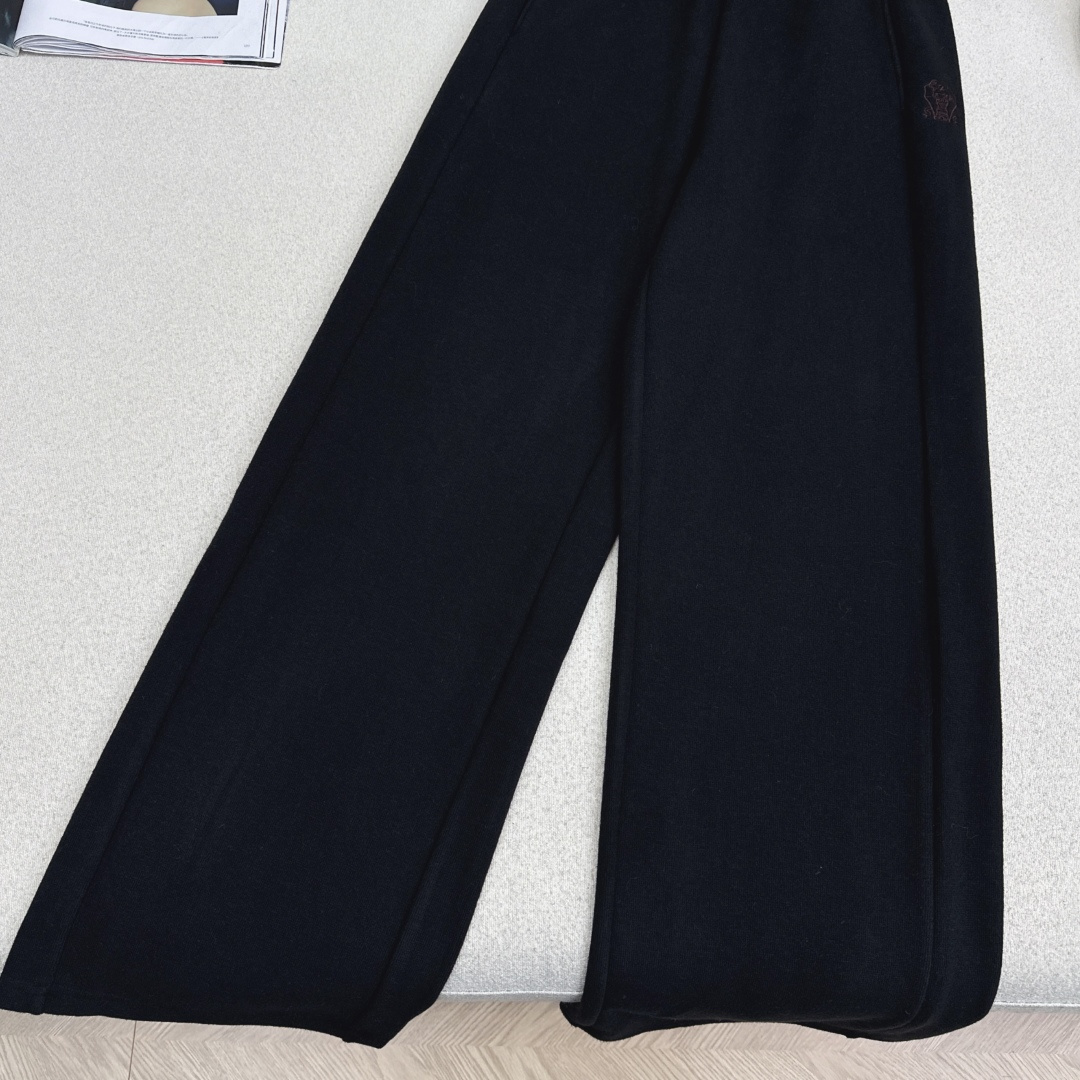 长期主义穿搭 Bc 25Ss————秋冬最新款撞色拼接休闲直筒裤🖤定位刺绣标识简约时髦感 经典松紧腰直筒