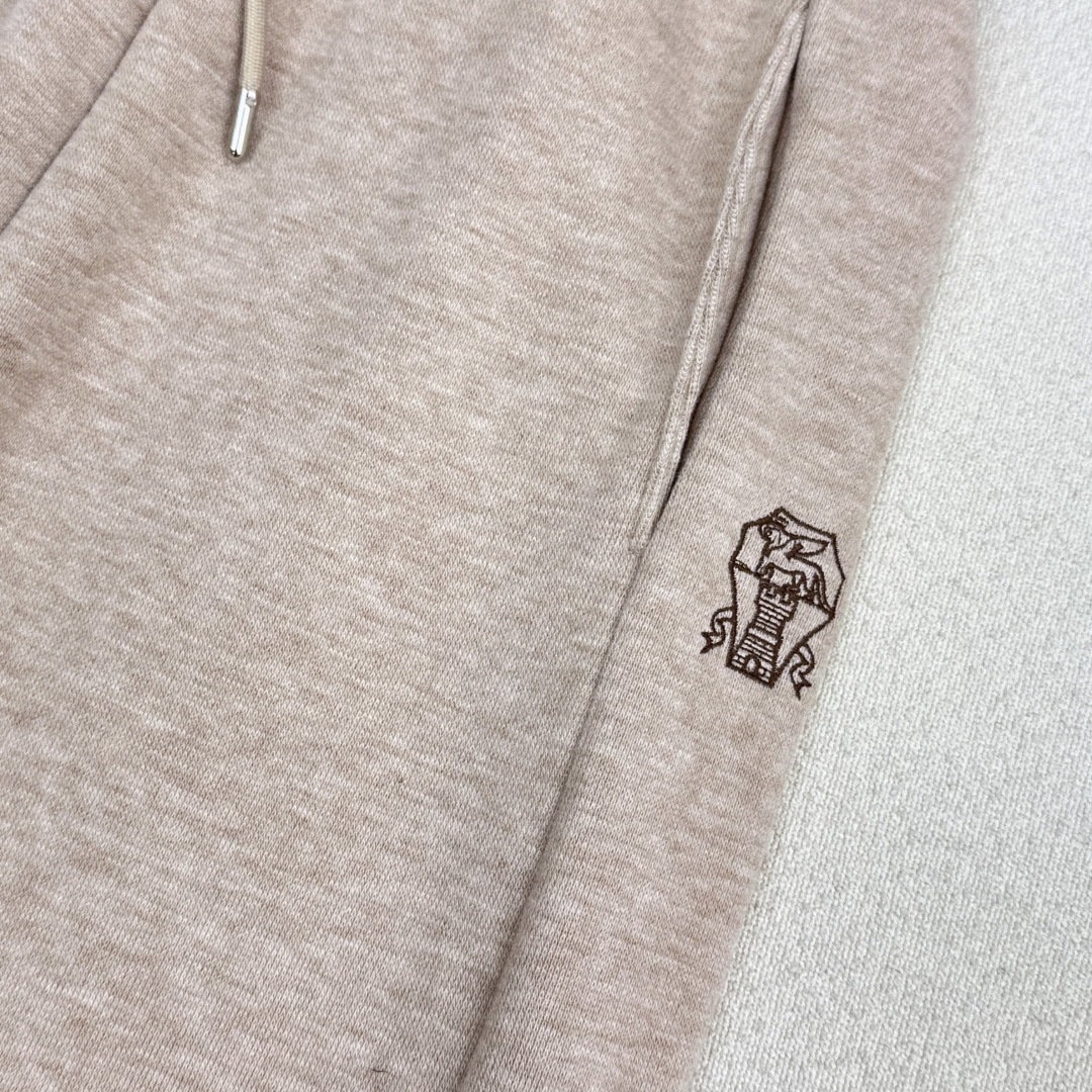 长期主义穿搭 Bc 25Ss————秋冬最新款撞色拼接休闲直筒裤🖤定位刺绣标识简约时髦感 经典松紧腰直筒