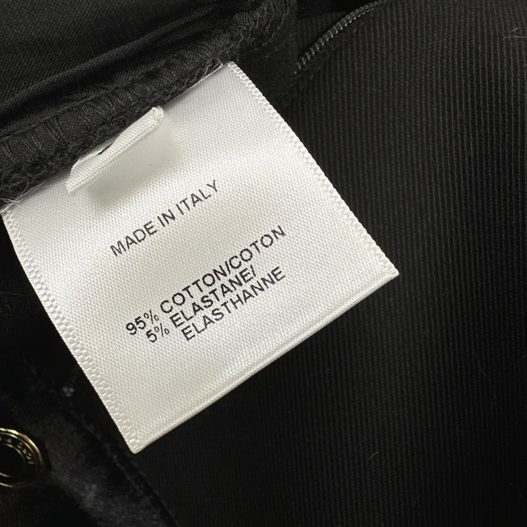 特价🉐️❗️现货齐码❗️不退不换❗️冬季必备加绒小黑裤 LP Ss————秋冬最新款百搭加绒休闲打底裤 