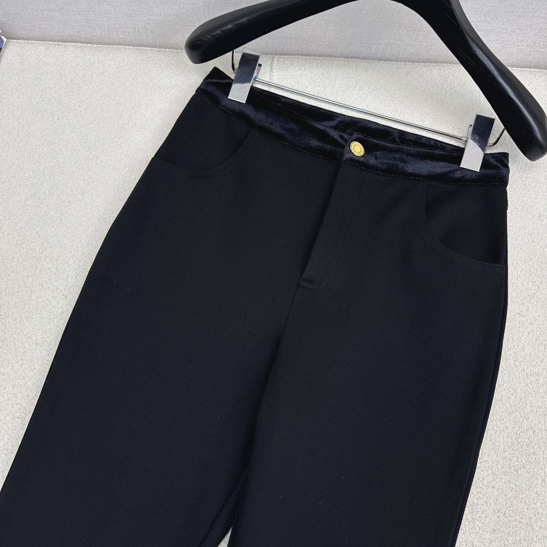 特价🉐️❗️现货齐码❗️不退不换❗️冬季必备加绒小黑裤 LP Ss————秋冬最新款百搭加绒休闲打底裤 