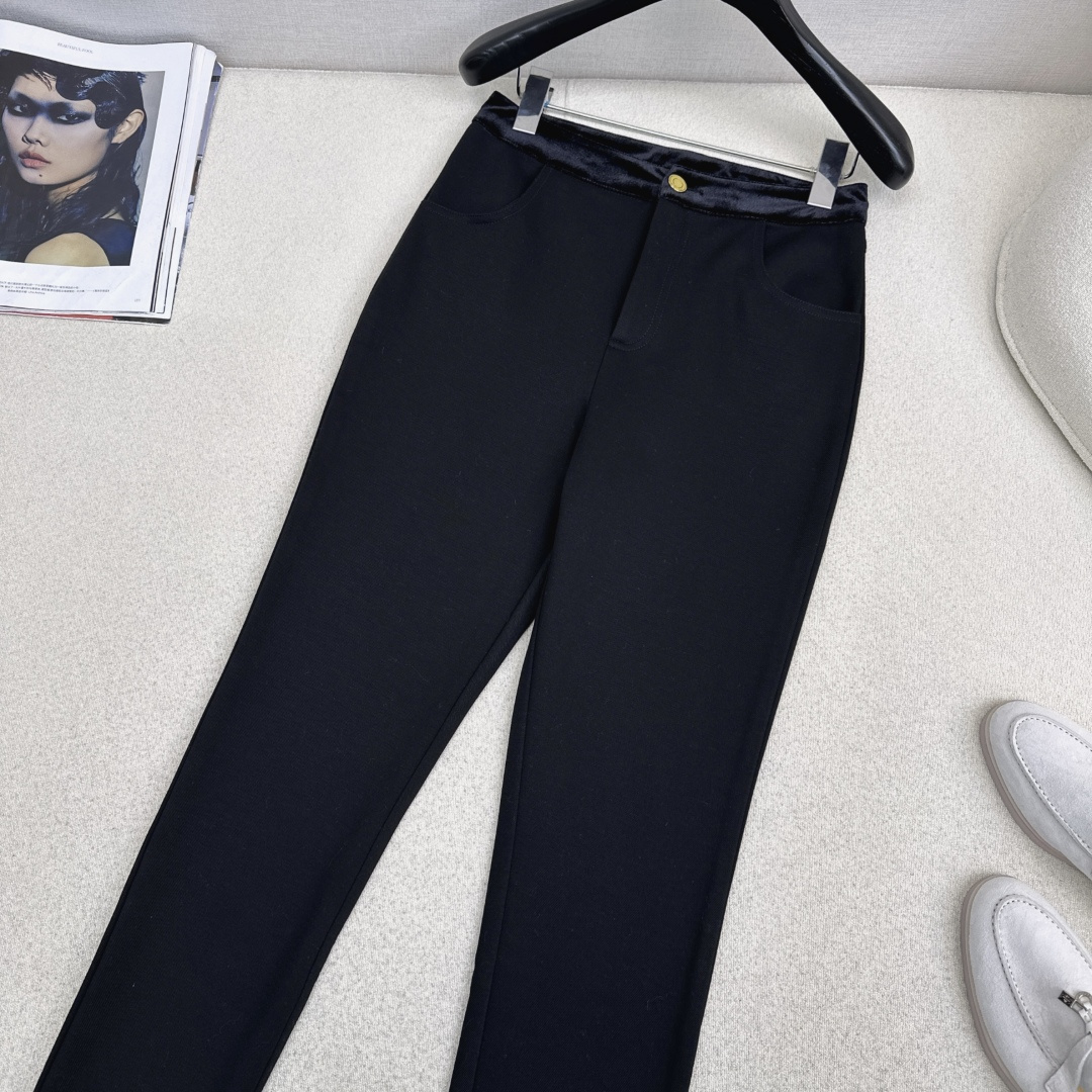 特价🉐️❗️现货齐码❗️不退不换❗️冬季必备加绒小黑裤 LP Ss————秋冬最新款百搭加绒休闲打底裤 