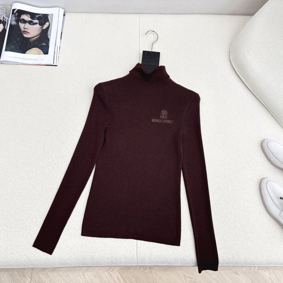 人手必备 Bc 25Ss————秋冬最新款经典logo刺绣装饰高领打底衫 🖤日常必备款 各种好穿好搭配 