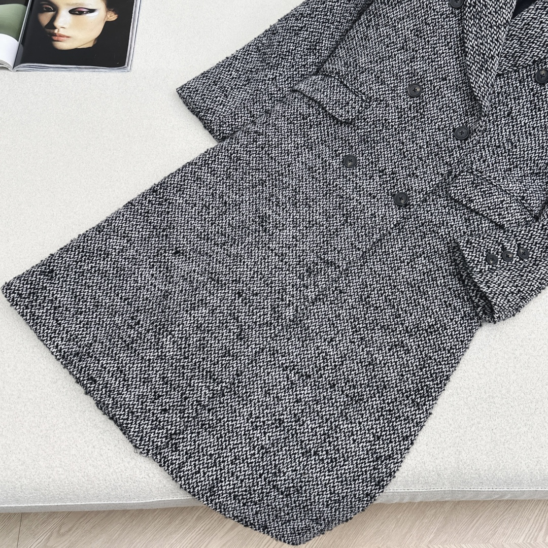 特价🉐️❗️现货齐码❗️不退不换❗️高奢复古穿搭 Bc 25Ss————秋冬最新款高级灰经典长款西装大衣