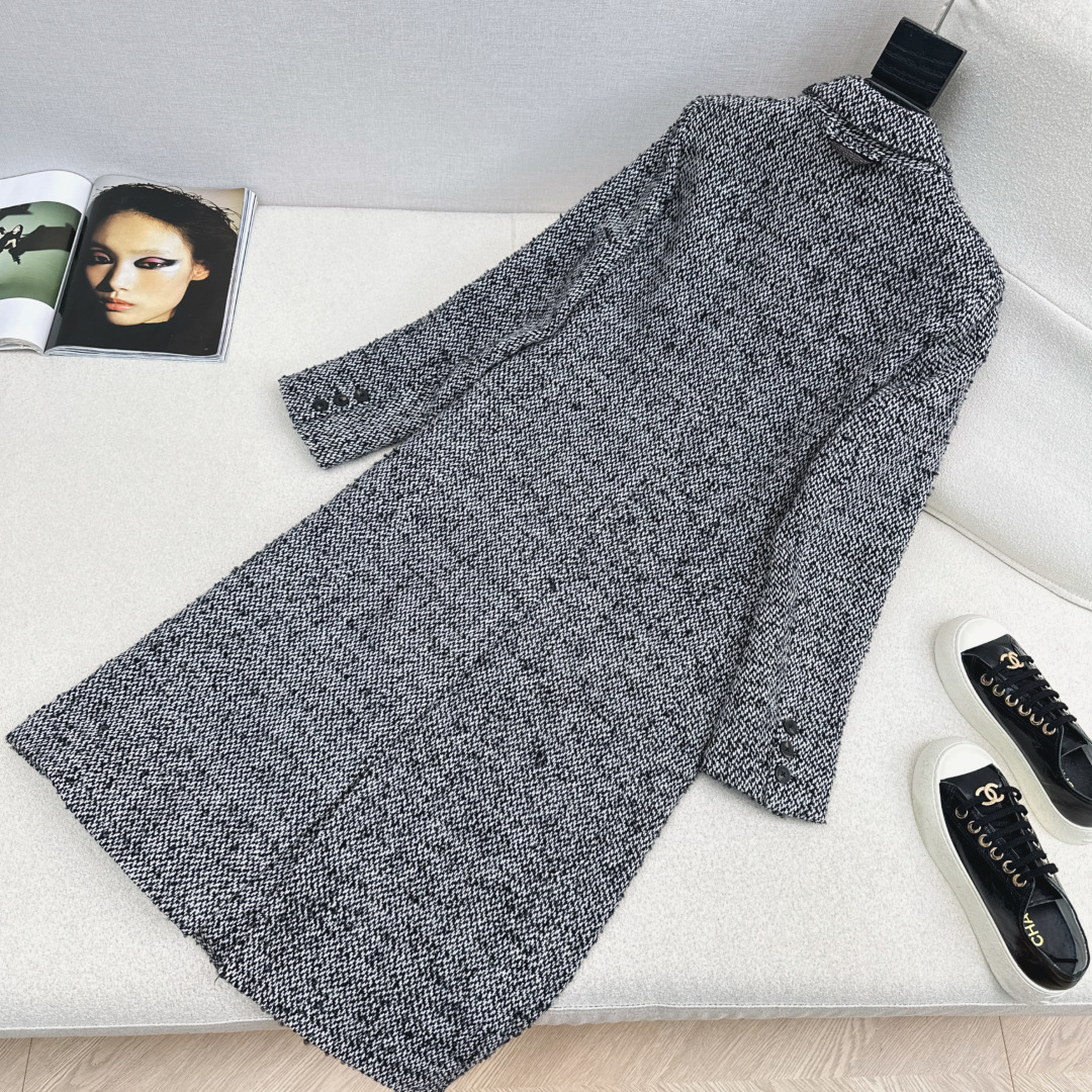 特价🉐️❗️现货齐码❗️不退不换❗️高奢复古穿搭 Bc 25Ss————秋冬最新款高级灰经典长款西装大衣