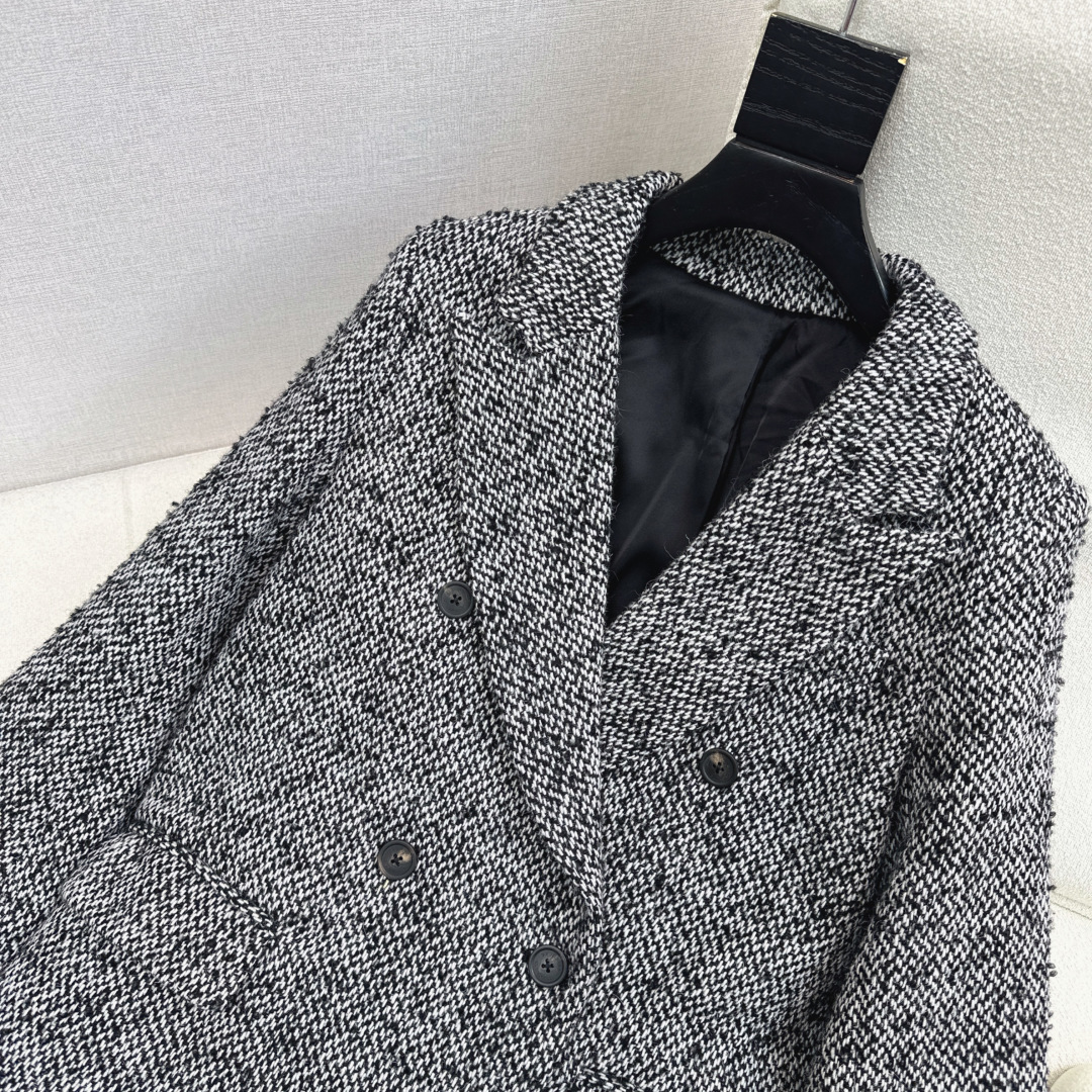 特价🉐️❗️现货齐码❗️不退不换❗️高奢复古穿搭 Bc 25Ss————秋冬最新款高级灰经典长款西装大衣