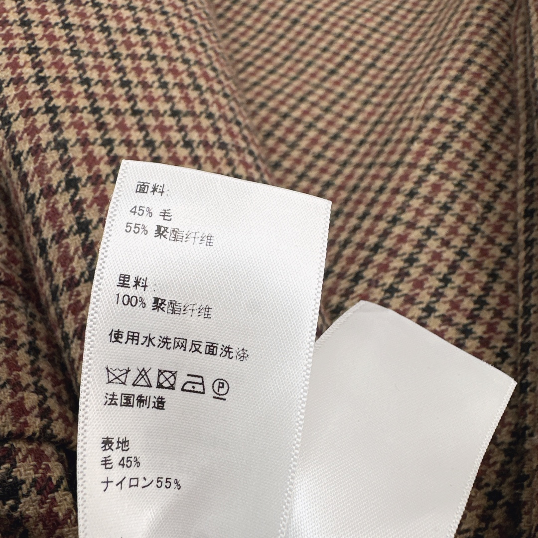 特价🉐️❗️SM❗️不退不换❗️独家款～ CE 25Ss———秋冬最新款千格纹羊毛套装🤎西装外套+高腰裙