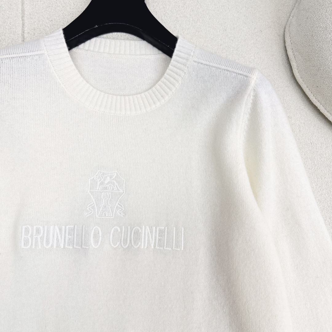 独家首发 Bc 26Ss———早春最新款慵懒风羊毛套装🩶字母刺绣图案圆领毛衣+松紧腰直筒裤 爆单款美拉德