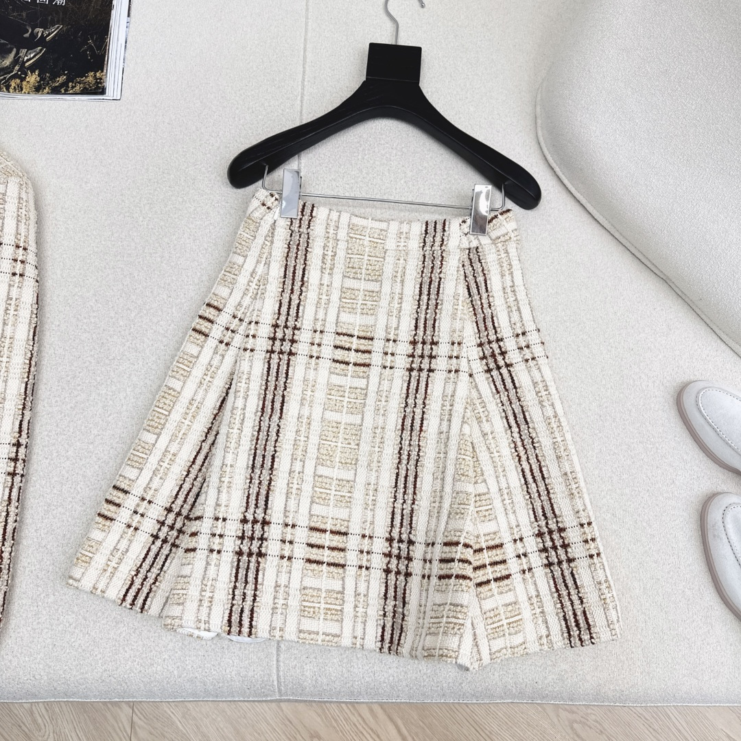 特价🉐️❗️现货齐码❗️不退不换❗️独家首发 LP Ss————秋冬最新款格纹羊毛混纺粗花呢高腰半裙🤍原