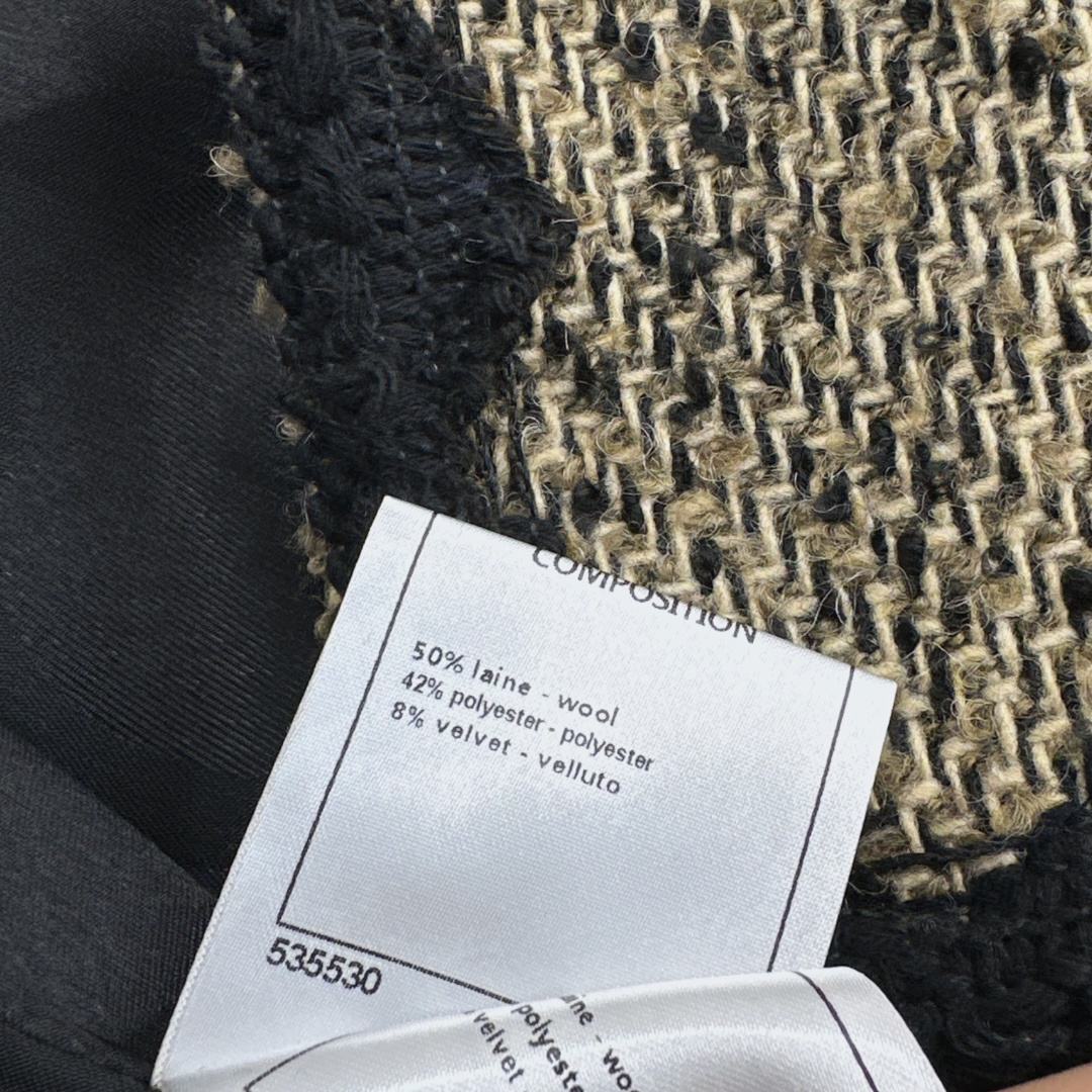 C家 26Ss———早春最新款小香风编织粗纺花呢外套🤎 绝美高级编织面料实物超美 立体肌理感精致感满满 