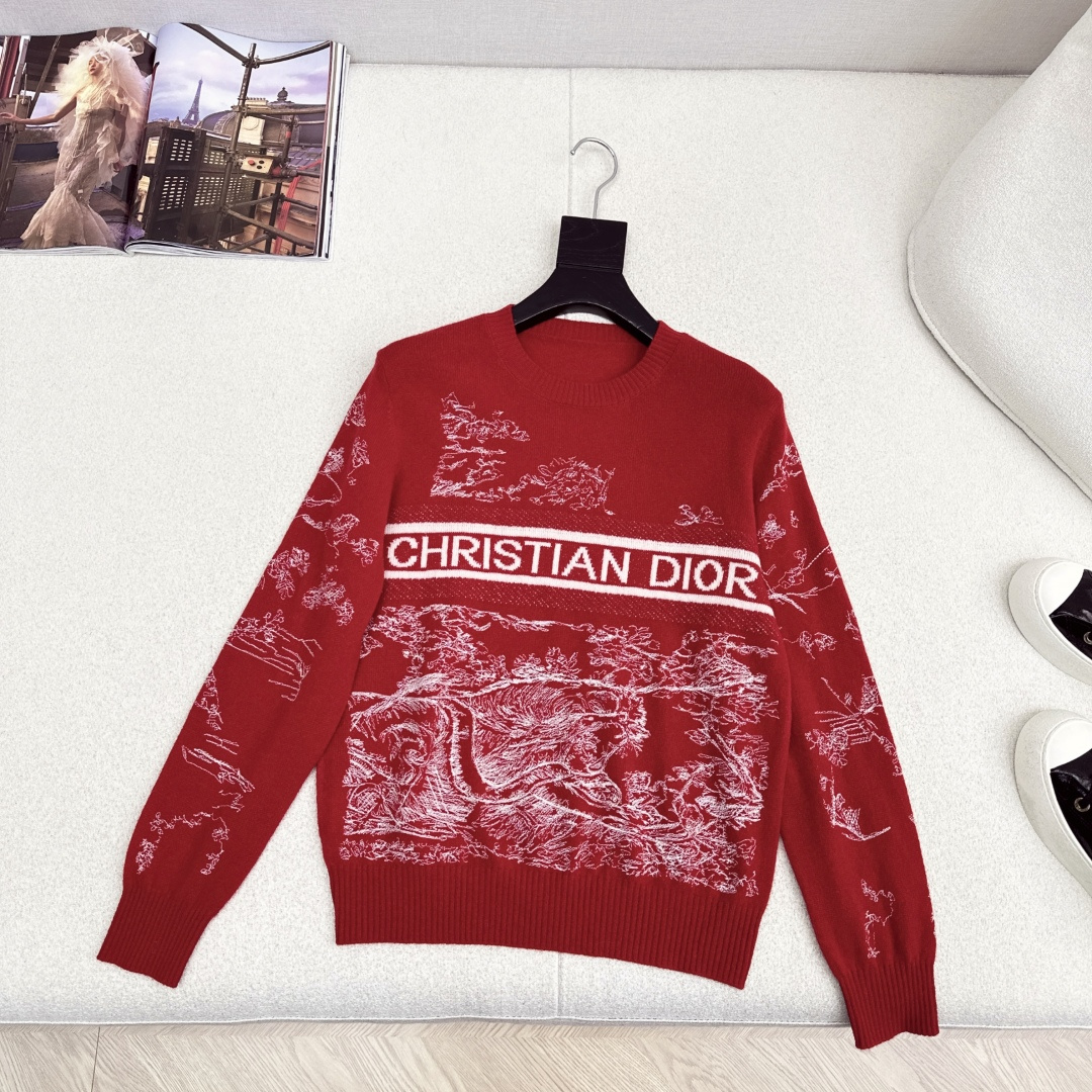 NO:661109,Exclusive first release of CD 25Ss - the latest heavy embroidery pullover sweater in early autumn with contrasting colors and a retro style that reduces age. 100% wool texture is soft and glutinous, full of sophistication. The texture of the fabric is soft without losing strength. The upper body is three-dimensional and stylish. Easily reduce age in daily life.  Looks great with all kinds of skirts and trousers~~Two colors are available in stock sml (S size shoulder width 37, bust 94, length 57, manual measurement may have errors), Dior-clothing, dior, skirts,  19860909独家首发 CD 25Ss———早秋最新款重工刺绣套头针织衫撞色搭配洋气复古又减龄 百分百羊毛质地质感软糯满满的精致感 织面质感柔软又不失筋骨 上身立体有型 日常轻松减龄 搭配各式裙装裤装都好看～～两色现货发售sml（s码肩宽37胸围94衣长57手工测量存在误差）,迪奥-服装,dior,skirts, ,Women's clothing