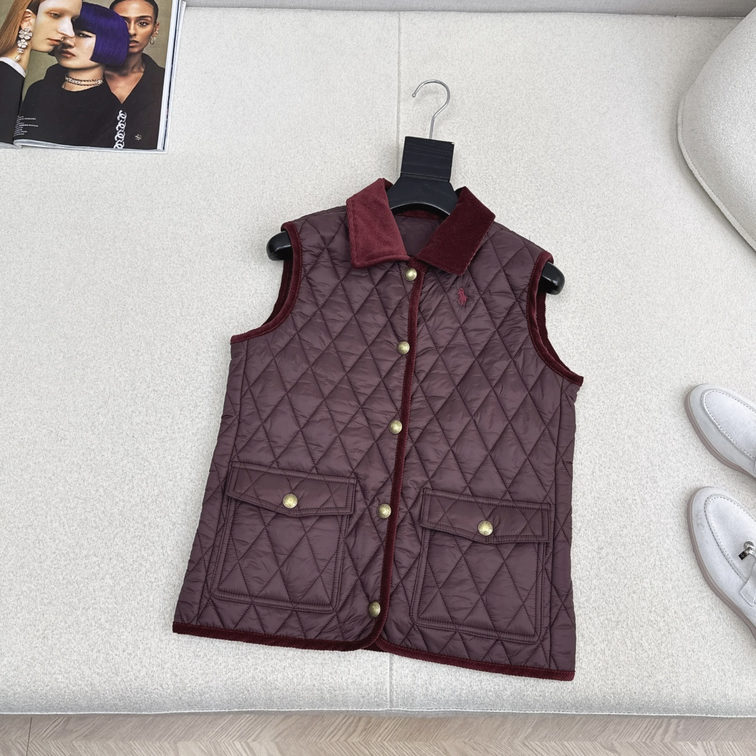 NO:661100,Exclusive model ~ RL 25Ss————The latest retro pony pattern embroidered cotton vest jacket in autumn and winter. A classic style that you can wear with your eyes closed. The stitching process is matched with corduroy trim. Full of details. Easy to keep warm with zero burden. The upper body is slimmer and the legs are longer. It goes well with it. Two colors are available in stock. SML (S size bust 92, length 56, manual measurement error), women's clothing, jackets & coats,  19860909独家款～ RL 25Ss————秋冬最新款复古小马图案刺绣棉服马甲外套 闭眼入的经典款 洐缝工艺搭配灯芯绒镶边 细节感满满 轻松保暖零负担 上身就是显瘦显腿长 很好搭配 两色现货发售sml（s码胸围92衣长56手工测量存在误差）,女装,jackets & coats, ,Women's clothing