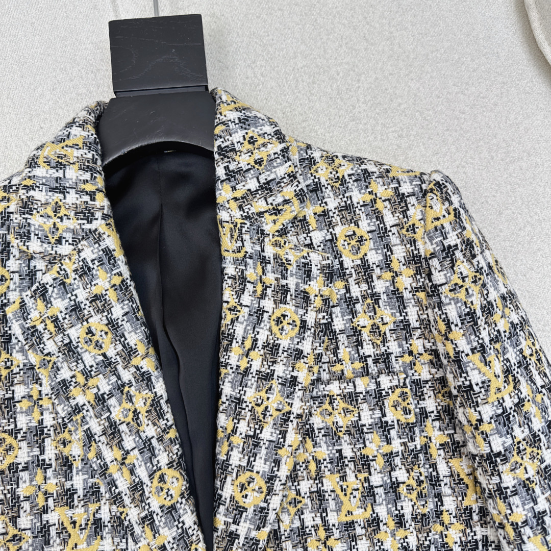 特价🉐️❗️现货齐码❗️不退不换❗️L家 25Ss————秋冬最新款logo图案编织修身西装外套 🩶yb