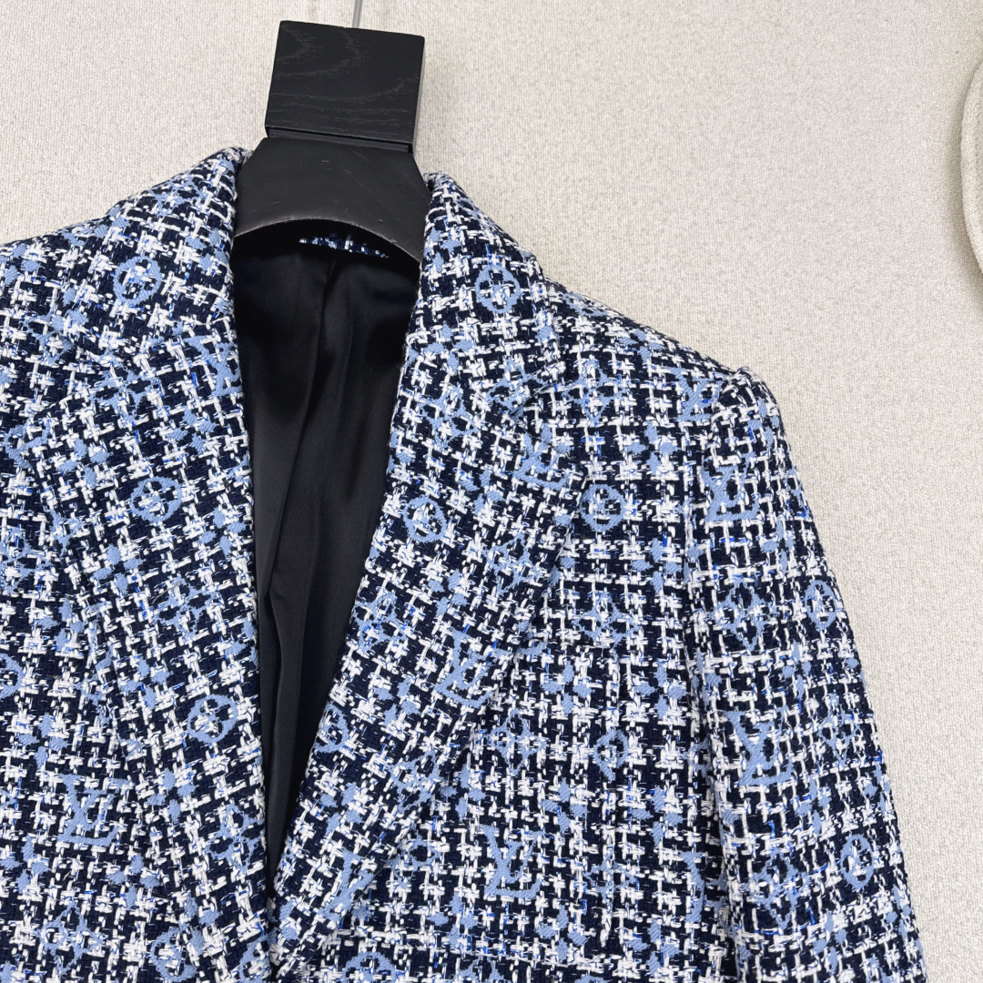 特价🉐️❗️现货齐码❗️不退不换❗️L家 25Ss————秋冬最新款logo图案编织修身西装外套 🩶yb