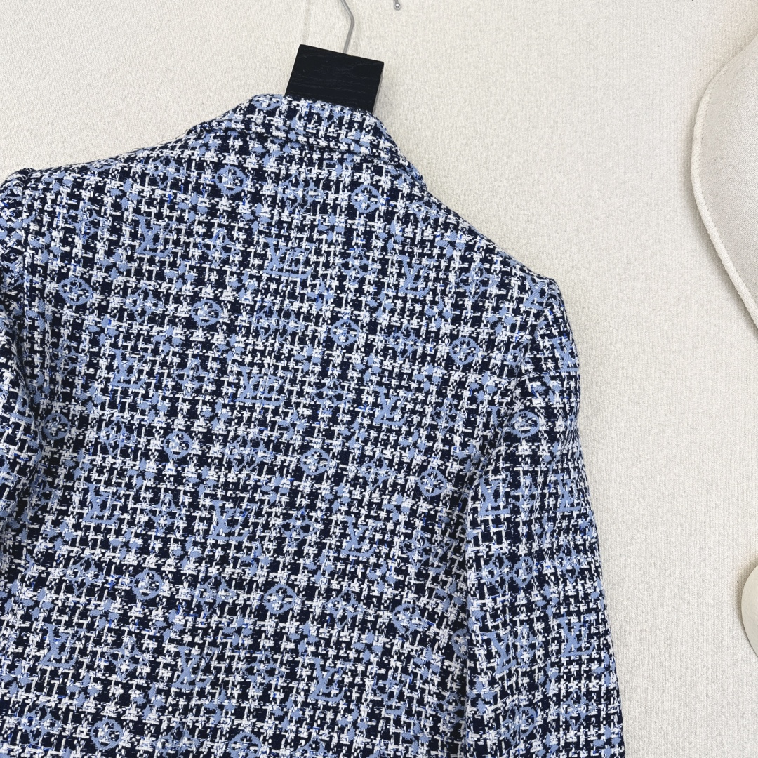 特价🉐️❗️现货齐码❗️不退不换❗️L家 25Ss————秋冬最新款logo图案编织修身西装外套 🩶yb