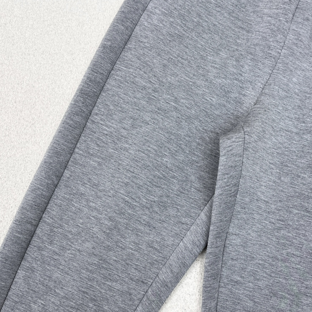 独家首发 Bc 25Ss———秋冬最新款太空棉哈伦小脚裤 🤍 细节感很加分〰️〰️休闲时髦在线 小姐姐们