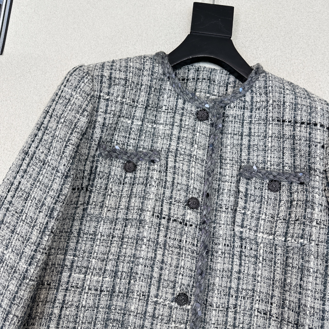 C家 26Ss———早春最新款小香风编织粗纺花呢外套 🩶绝美高级编织面料实物超美 立体肌理感精致感满满 