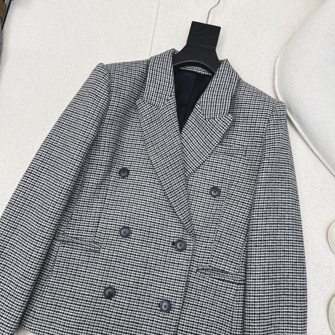 高智感穿搭 Bc 26Ss————早春最新款复古千鸟格双排扣西装外套 🩶秋冬必入神器 精裁设计利落通勤 