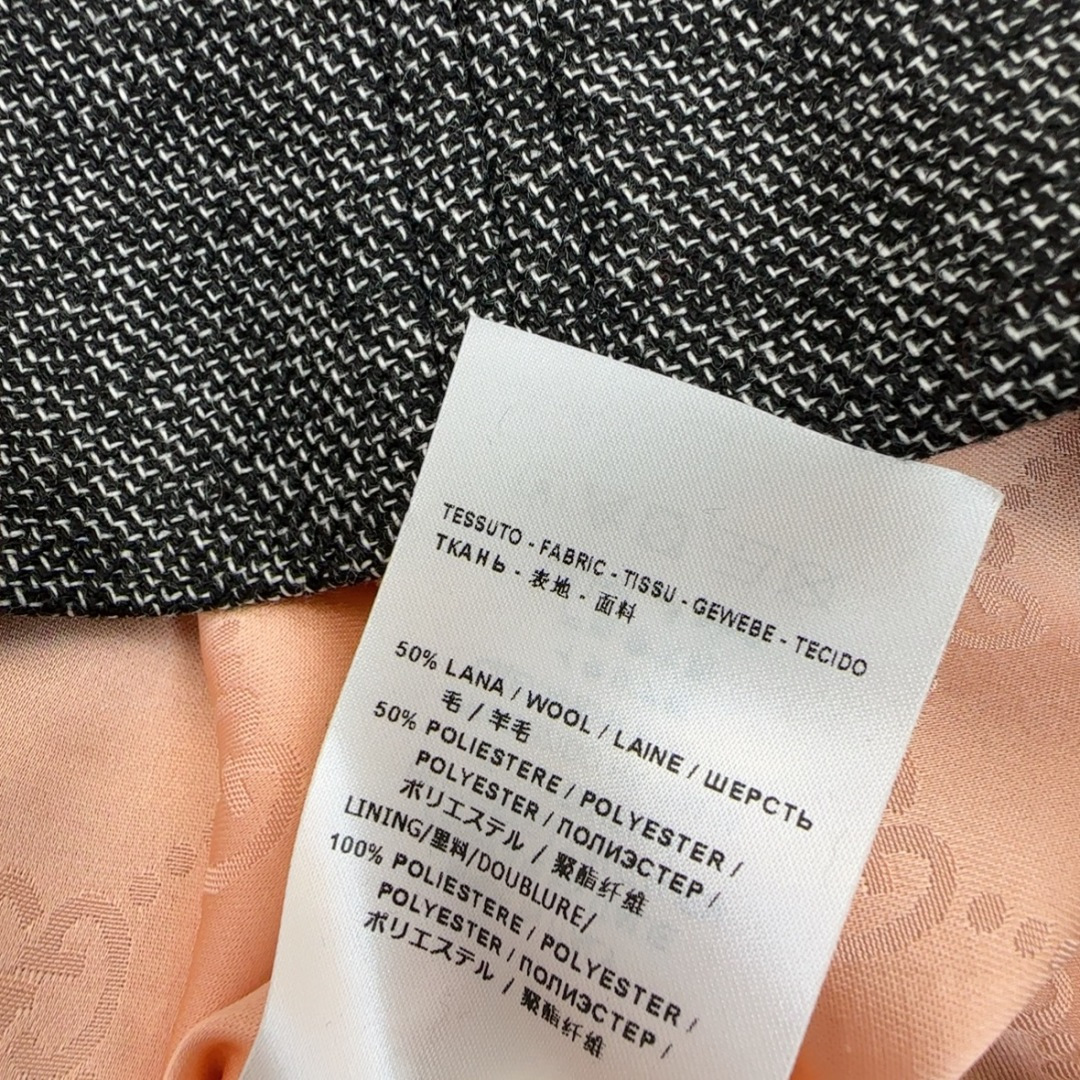 很绝的三件套 Gu 26Ss———早春最新款高级灰色系三件套🩶小短款翻领外套+修身背心+卷边长裤 每个单