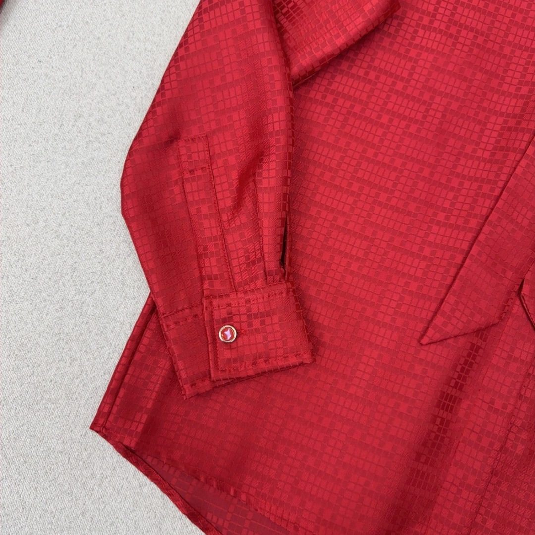 Her 26Ss———春夏最新款官网同步H暗纹提花飘带衬衫🤍提花工艺简约大气不失精致感 随性宽松版型上身