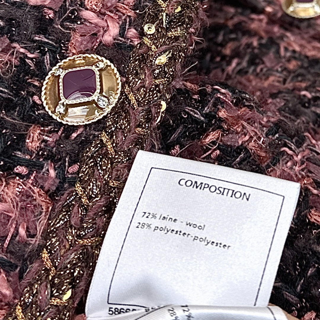 独家款～ C家 26Ss————早春最新款名媛风气质粗呢套装 💗敲有气场的一套 圆领粗呢编织外套+ 编织