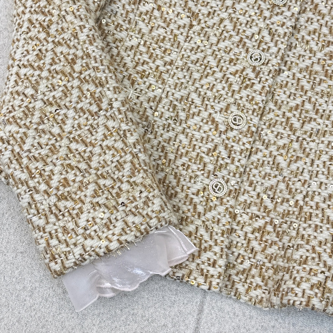 独家款～C家 26Ss———早春最新款小立领编织外套 💛绝美高级亮片编织面料实物超美 立体肌理感精致感满