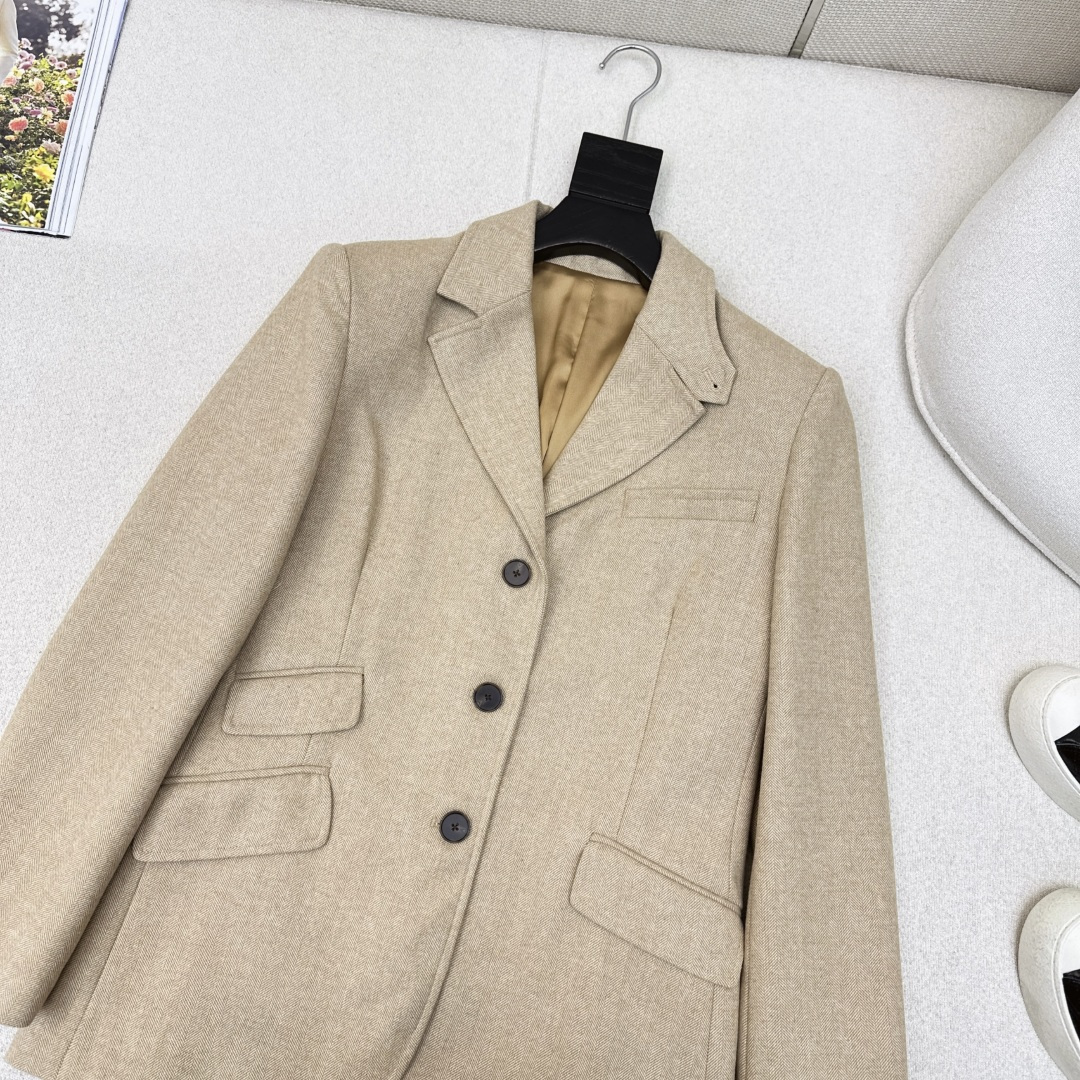 爆单系列款推荐 RL 26Ss——早春新款宽松廓型西装外套 🧡宽松廓形的版型剪裁 甜酷风简直绝了 富有质