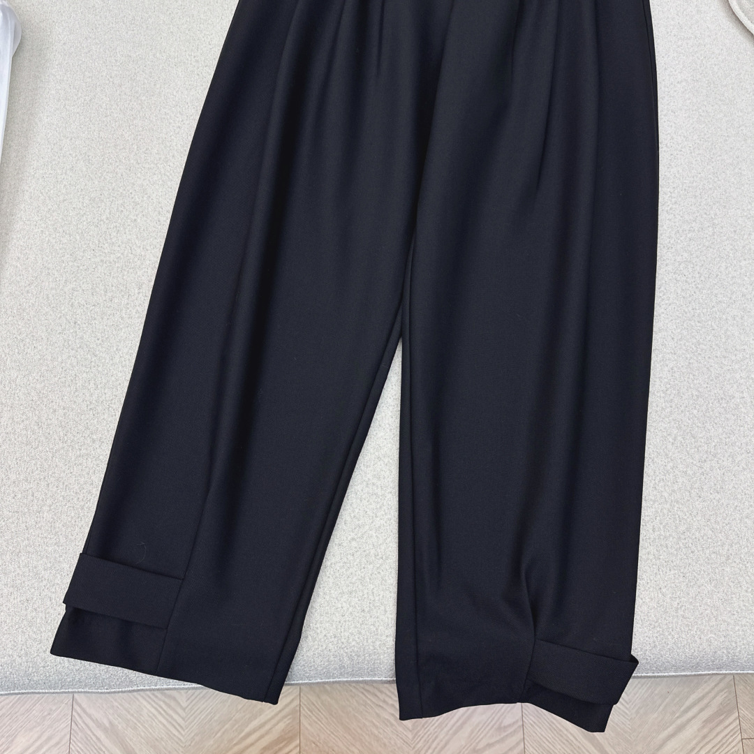 百搭单品 RL 26Ss————早春最新款新品马术风束脚休闲西裤🖤定制收褶束口裤随性潇洒 强烈推荐自留款