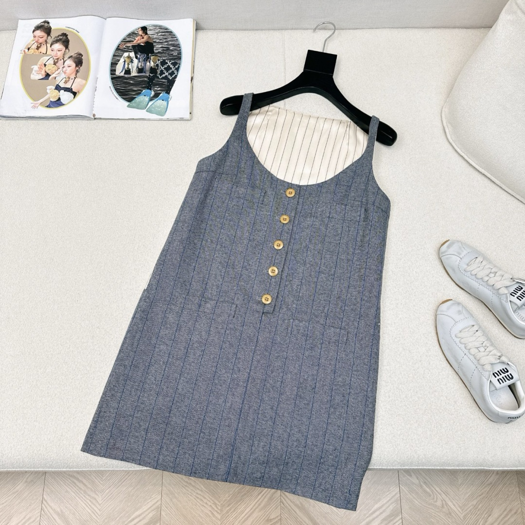 特价🉐️ ❗️现货齐码❗️不退不换❗️独家首发 PD 25Ss————春夏最新款富家千金学院风背心连衣裙