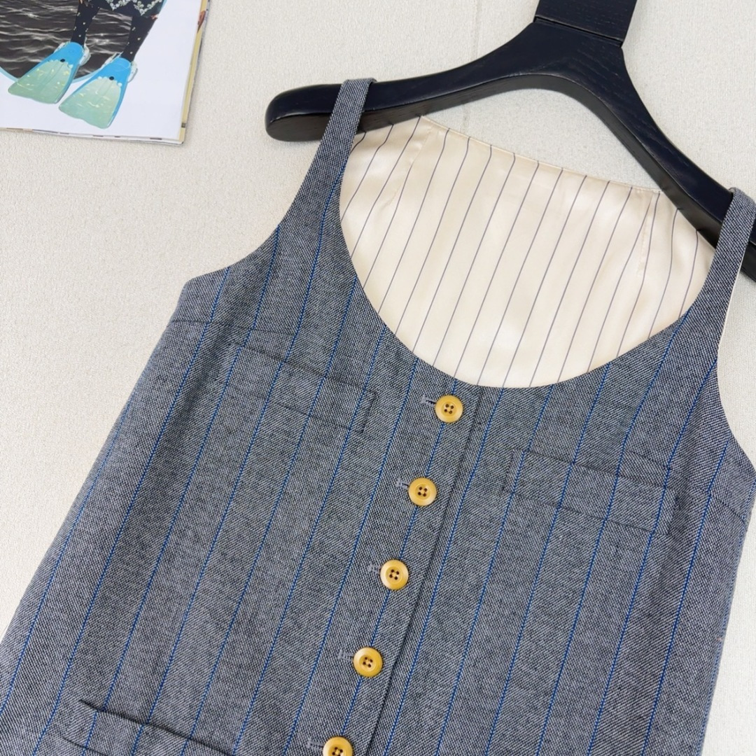 特价🉐️ ❗️现货齐码❗️不退不换❗️独家首发 PD 25Ss————春夏最新款富家千金学院风背心连衣裙