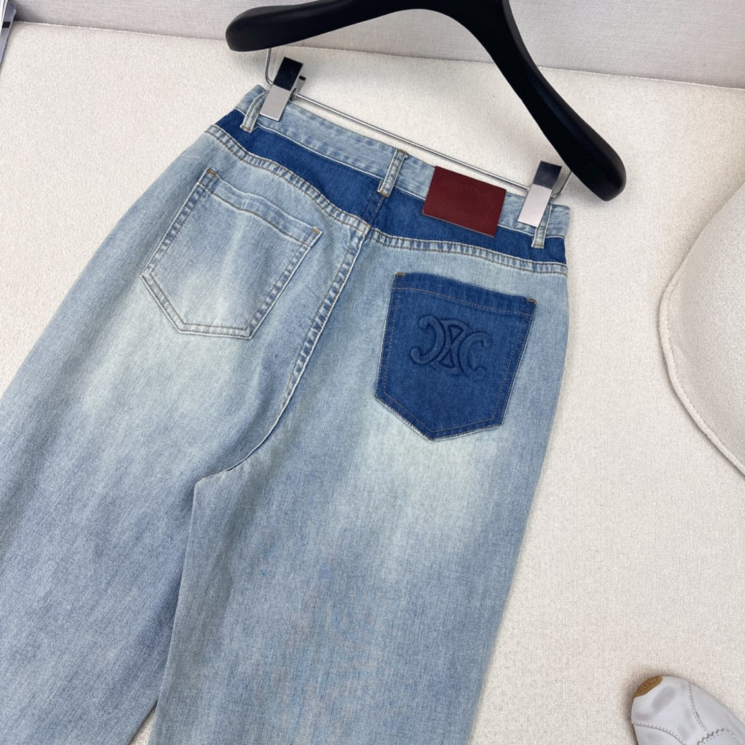 特价🉐️ ❗️现货齐码❗️不退不换❗️搭配刚需 CE 25Ss————春夏最新款撞色口袋装饰直筒牛仔裤 