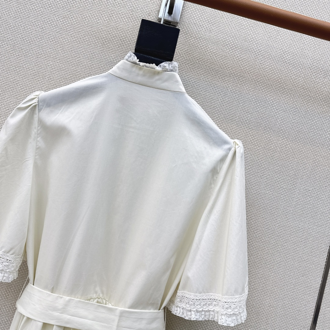 重工款长裙 VLTN 26Ss————春夏最新款拼接蕾丝褶皱重工艺长款连衣裙🤍2 超美的长裙 度假灰常适