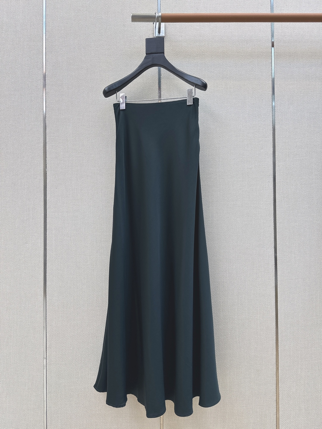 独家首发 RL 26Ss————春夏最新款醋酸混纺墨绿色一片式高定半裙 🖤 慵懒随性的高级单品 必入经典
