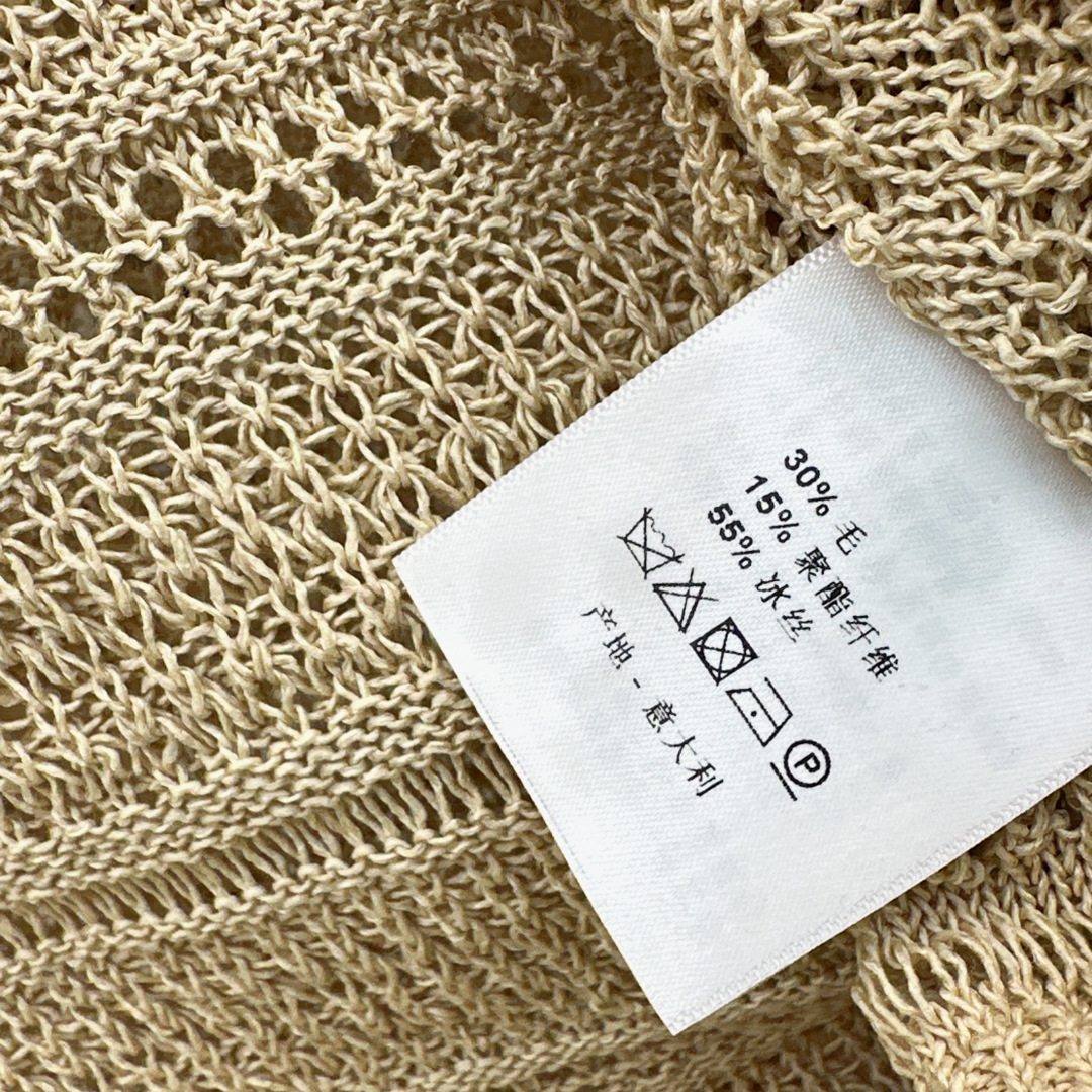 lp🌾 26Ss————春夏最新款重工手钩镂空设计短袖上衣🤎艺术品级别 手工钩织微透 设计奇妙的三维立体