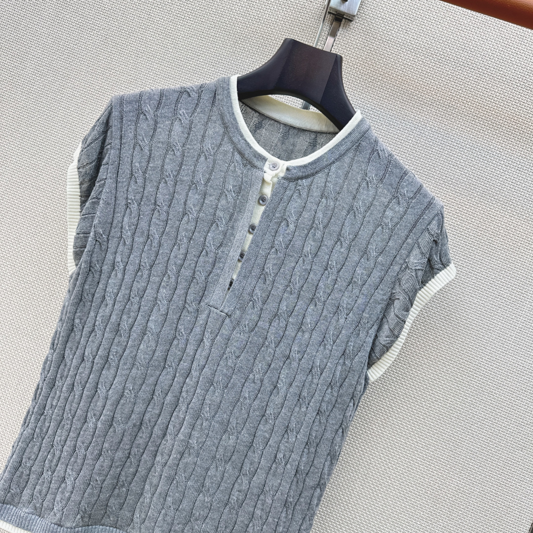 RL 26Ss————春夏最新款撞色假两件拼接设计落肩针织衫🖤百搭好穿款 日常休闲必备 领子和袖口拼接撞