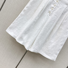 lp🆕 26Ss————春夏最新款意式极简风优雅套装🤍宽松极简无袖翻领衬衫+排扣五分裤 复古休闲又时髦 lp🆕 26Ss————春夏最新款意式极简风优雅套装🤍宽松极简无袖翻领衬衫+排扣五分裤 复古休闲又时髦