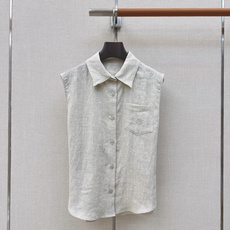 lp🆕 26Ss————春夏最新款意式极简风优雅套装🤍宽松极简无袖翻领衬衫+排扣五分裤 复古休闲又时髦 lp🆕 26Ss————春夏最新款意式极简风优雅套装🤍宽松极简无袖翻领衬衫+排扣五分裤 复古休闲又时髦