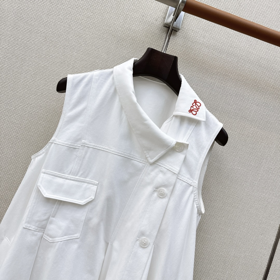 Loe 26Ss————春夏最新款logo刺绣娃娃款牛仔连衣裙🤍偏年轻偏少女感的设计 气质甜美 高腰娃娃