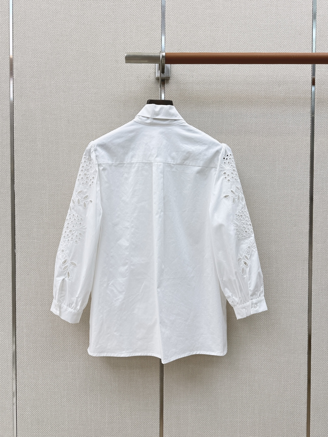 重工款 VLTN 26Ss————春夏最新款重磅刺绣七分袖衬衫🤍重工的定制纯棉面料 全身镂空刺绣 高密度