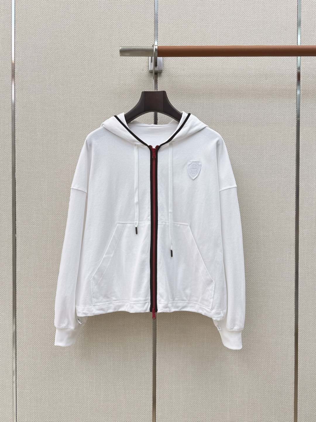 NO:862802,Exclusive first release Bc 26Ss————The latest spring and summer hooded jacket for tennis girls, customized pique fabric, color matching hooded design, classic fit, loose, versatile and fashionable, creating a low-key luxury sense of high-end. One color ready for sale sml (S size dropped shoulders, bust 114, length 55, manual measurement error), women's clothing, jackets & coats, hats,19860909独家首发 Bc 26Ss————春夏最新款网球女孩连帽外套定制珠地面料 配色连帽设计经典版型宽松百搭又时髦 打造低调奢华的高级感 一色现货发售sml（s码落肩胸围114衣长55手工测量存在误差）,女装,jackets & coats,hats,,Women's clothing