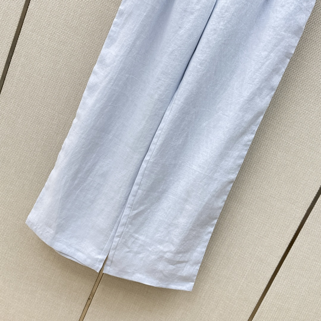 老钱风高阶通勤 Bc 26Ss————春夏最新棉麻一系列🩵宽松衬衫+腰带马甲+直筒裤 采用了高克重的棉麻