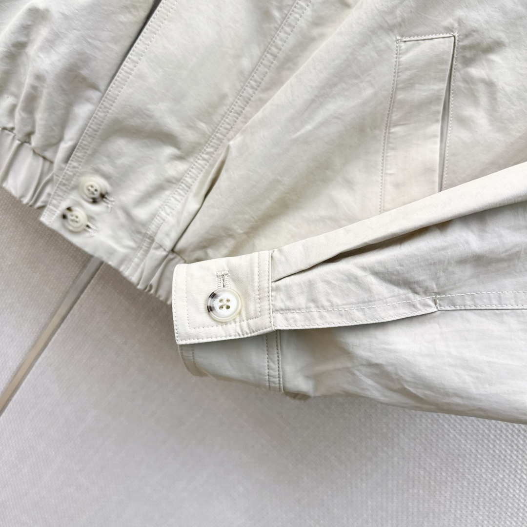 独家首发 Slp🆕 26Ss————春夏最新款颜值敲扛打的夹克外套 🤎松弛有度 实实在在的时髦感 胸前字