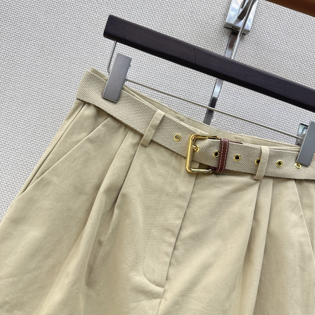 缪式减龄单品 Miu 26Ss————早秋最新款迷你腰带半裙🤎百搭小单品 日常出街必备款 短款mini 