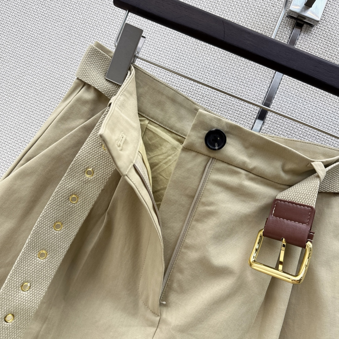 缪式减龄单品 Miu 26Ss————早秋最新款迷你腰带半裙🤎百搭小单品 日常出街必备款 短款mini 